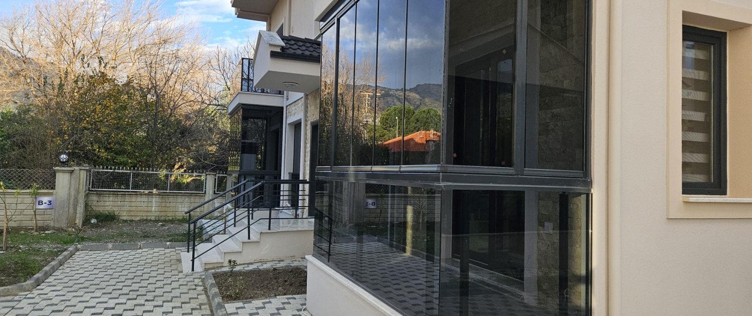 Çiğli Cam Balkon
