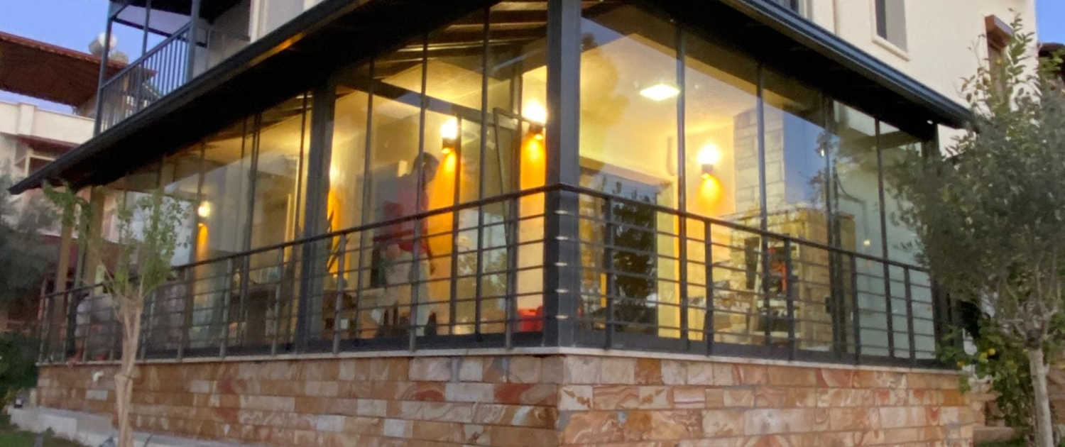 Gaziemir Cam Balkon